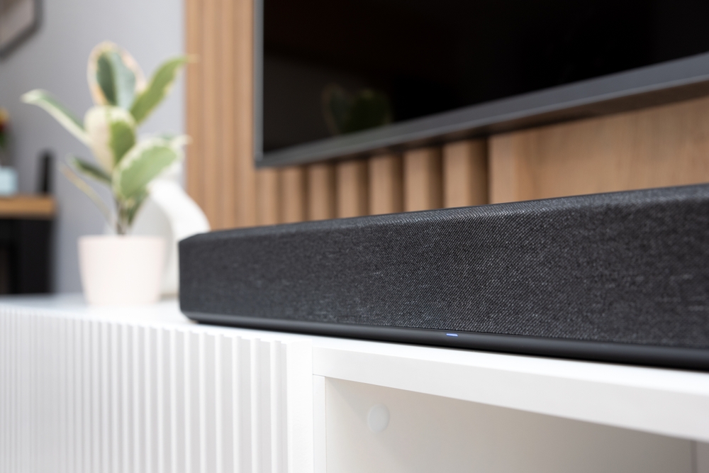 Soundbar or 5.1 surround sound which is better for home